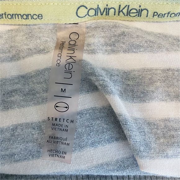 Calvin Klein Performance Gray & White Striped Cropped Athletic Tee - Size Medium - Picture 5 of 5